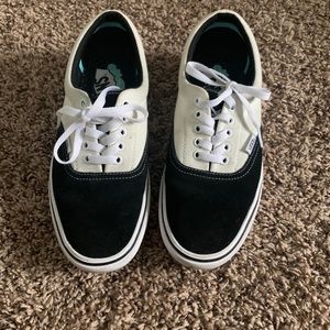 Black and White ComfyCush Vans